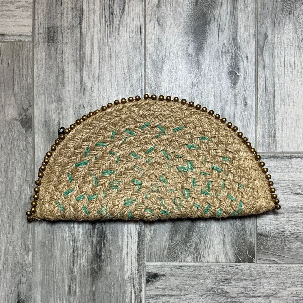 Antik Kraft Tan and Green Woven Clutch